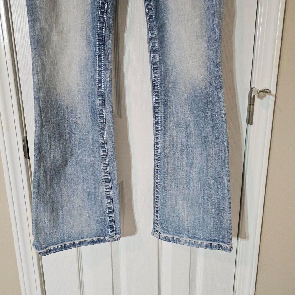 Miss Me Embroidered Boot Cut Jeans - 32x34 - Geometric Aztec Pattern - Picture 5 of 16